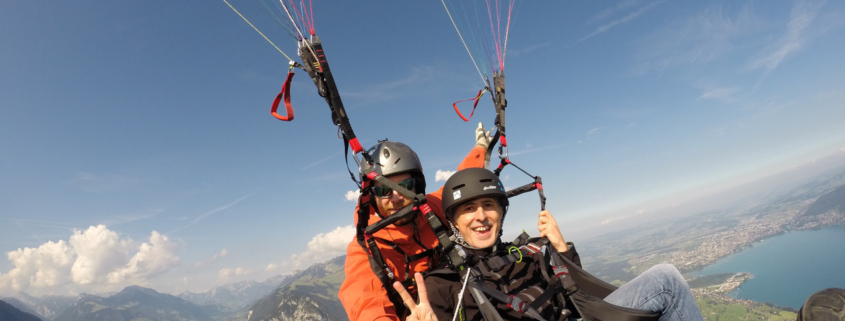 Swissgliders - Niesen - Tandemflight - In the air – Tandemflug Gleitschirm Niesen