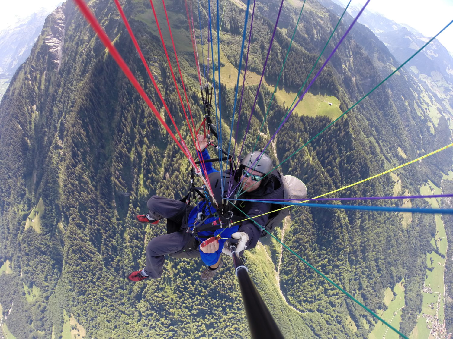 Swissgliders Tandem Paragliding over Spiez